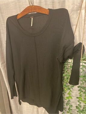 Poof! Black Long-Sleeve Lightweight Knit Top